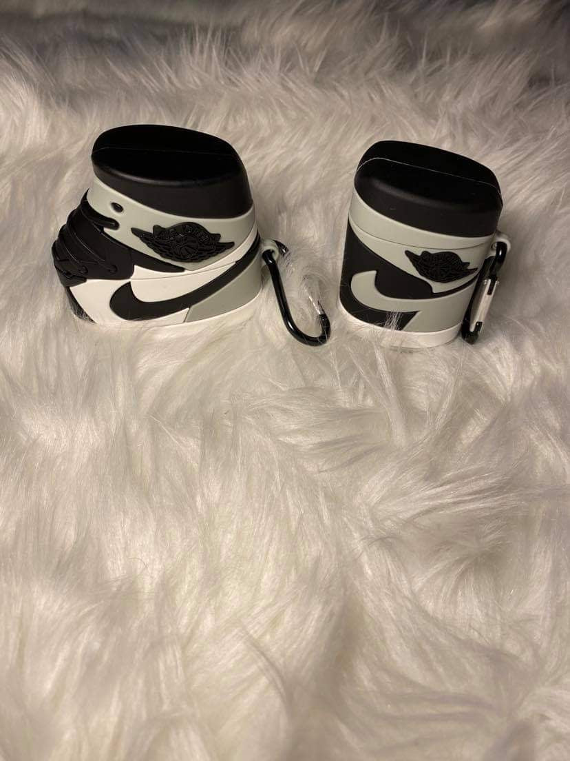 Jordan 1 AirPod Pro Case