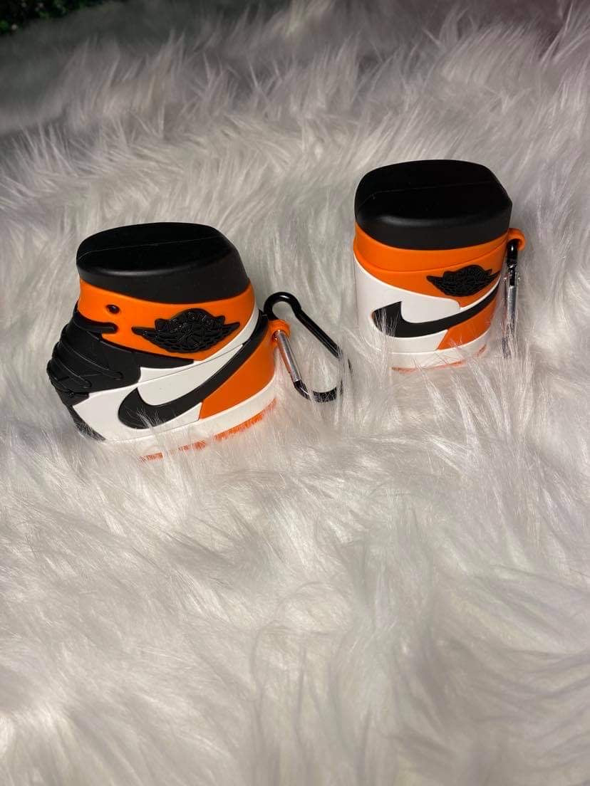 Jordan 1 AirPod 1/2 Case